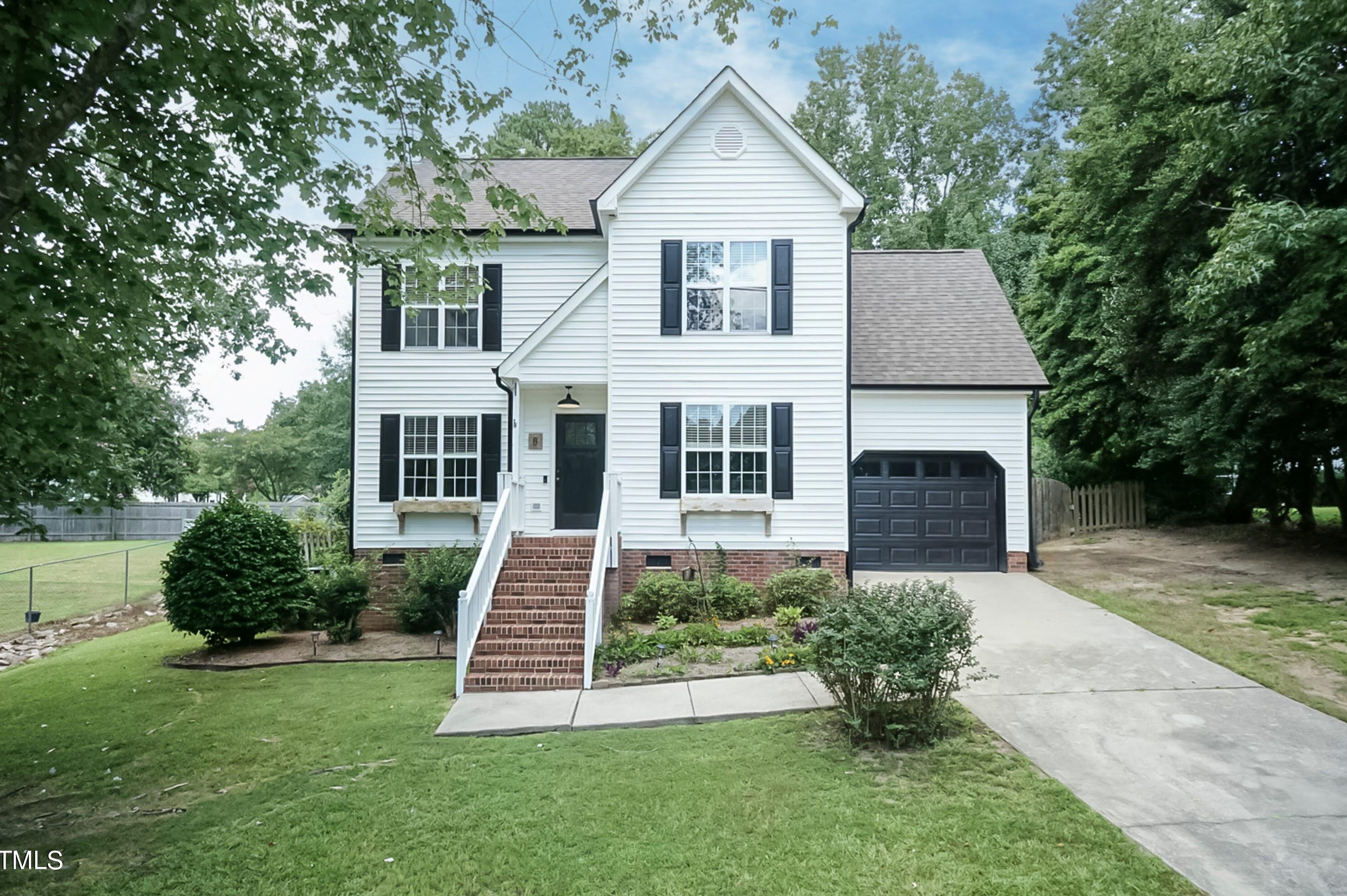 8 Deer Lake Trail, Eagle Rock, NC 27591