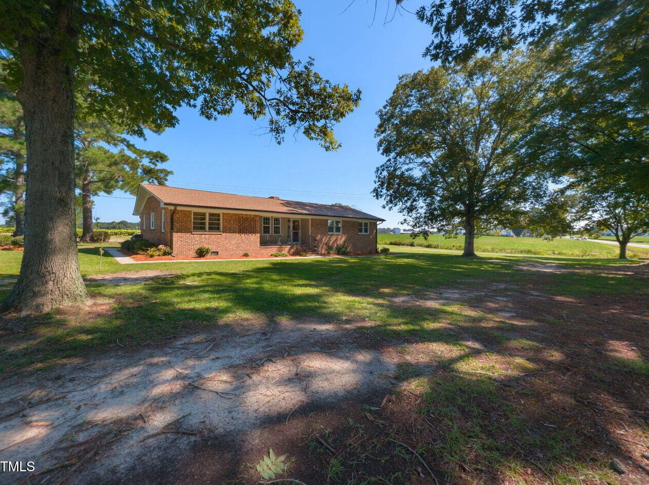 275 Rains Crossroads Rd, Selma, NC 27576