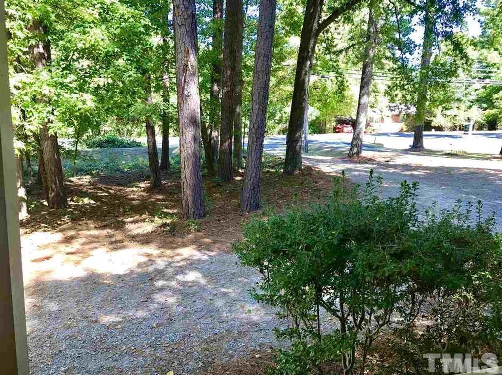 615 Main St, Carrboro, NC 27510-1628