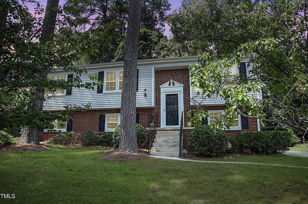 4009 Ingram Dr, Raleigh, NC 27604