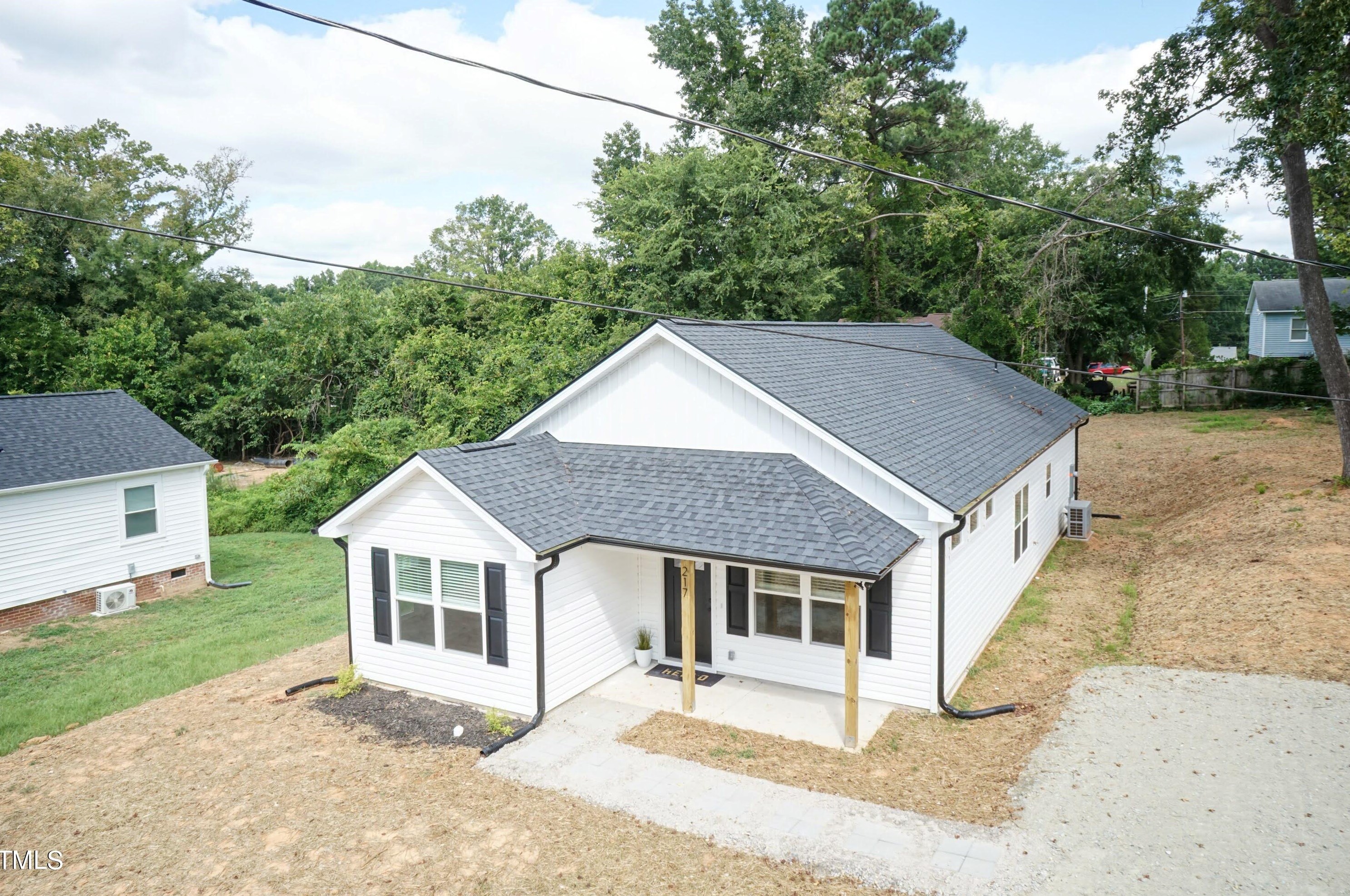 217 Temple Ave, Sanford, NC 27330