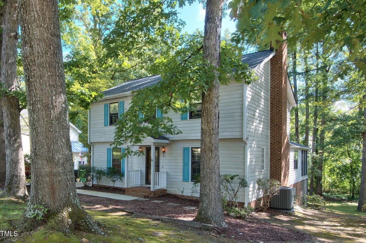 7408 Deer Track Dr, Raleigh, NC 27613