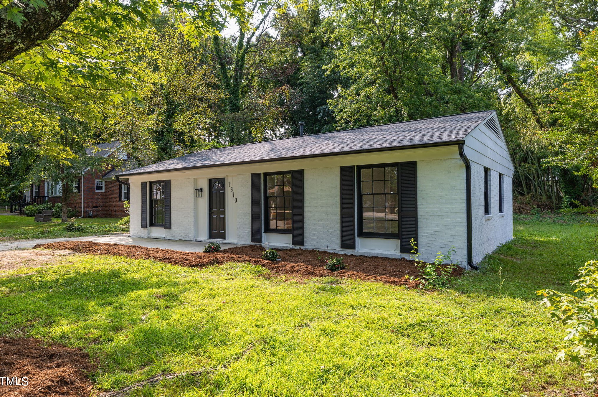 1310 Cedrow Dr, High Point NC  27260-3702 exterior