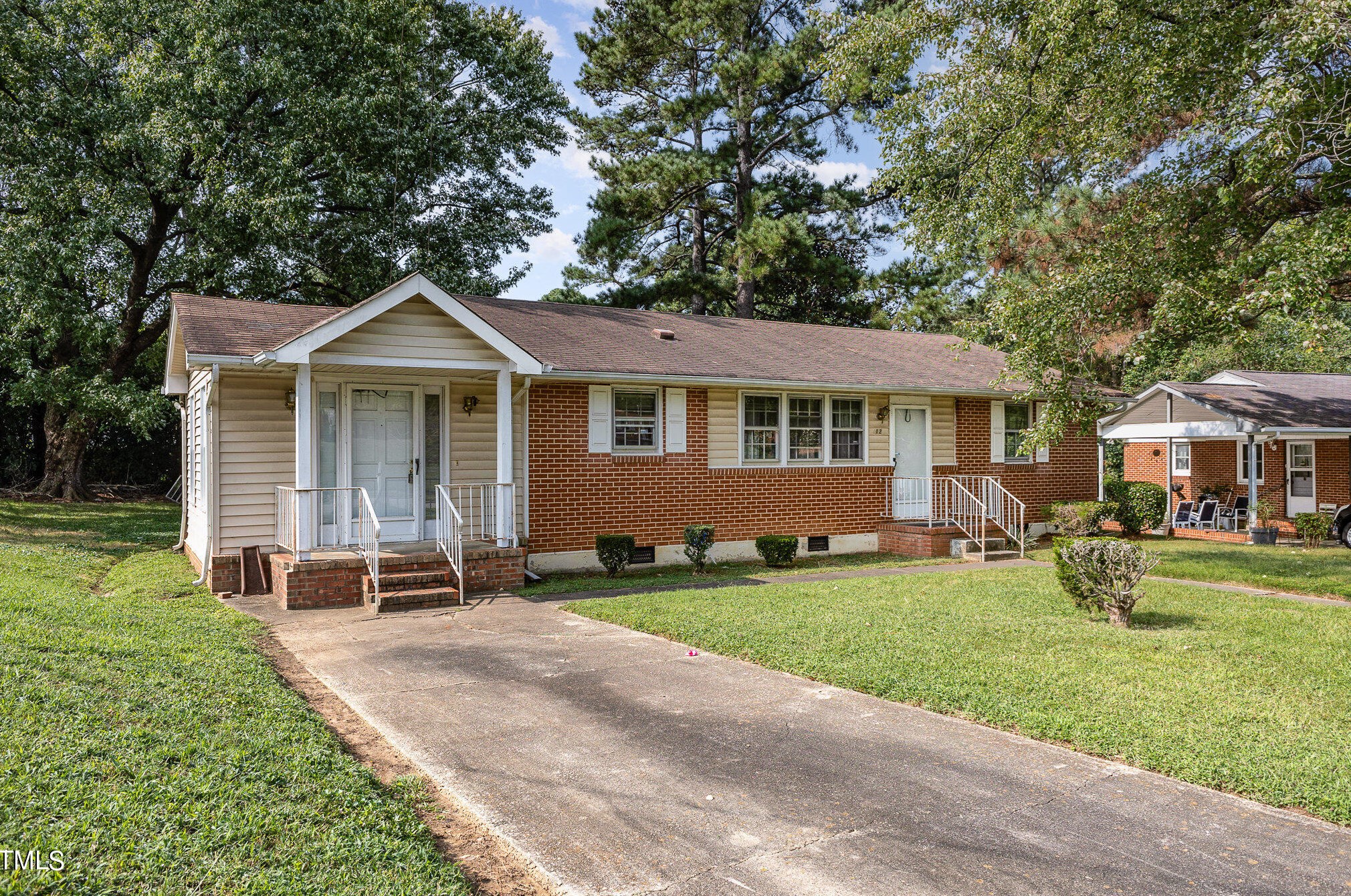 812 Hadley Rd, Raleigh, NC 27610