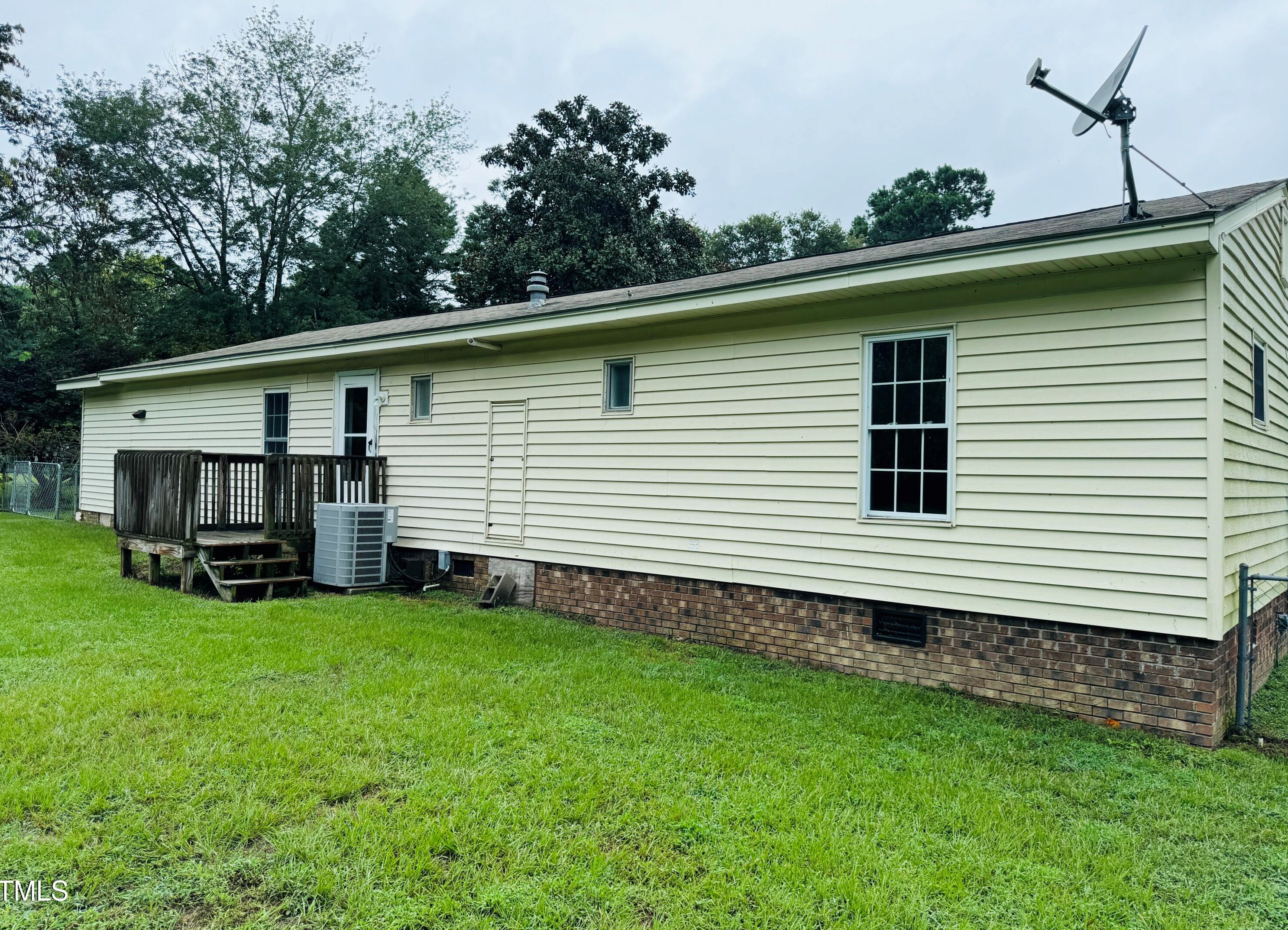 2257 Barnes Ct, Nashville, NC 27856