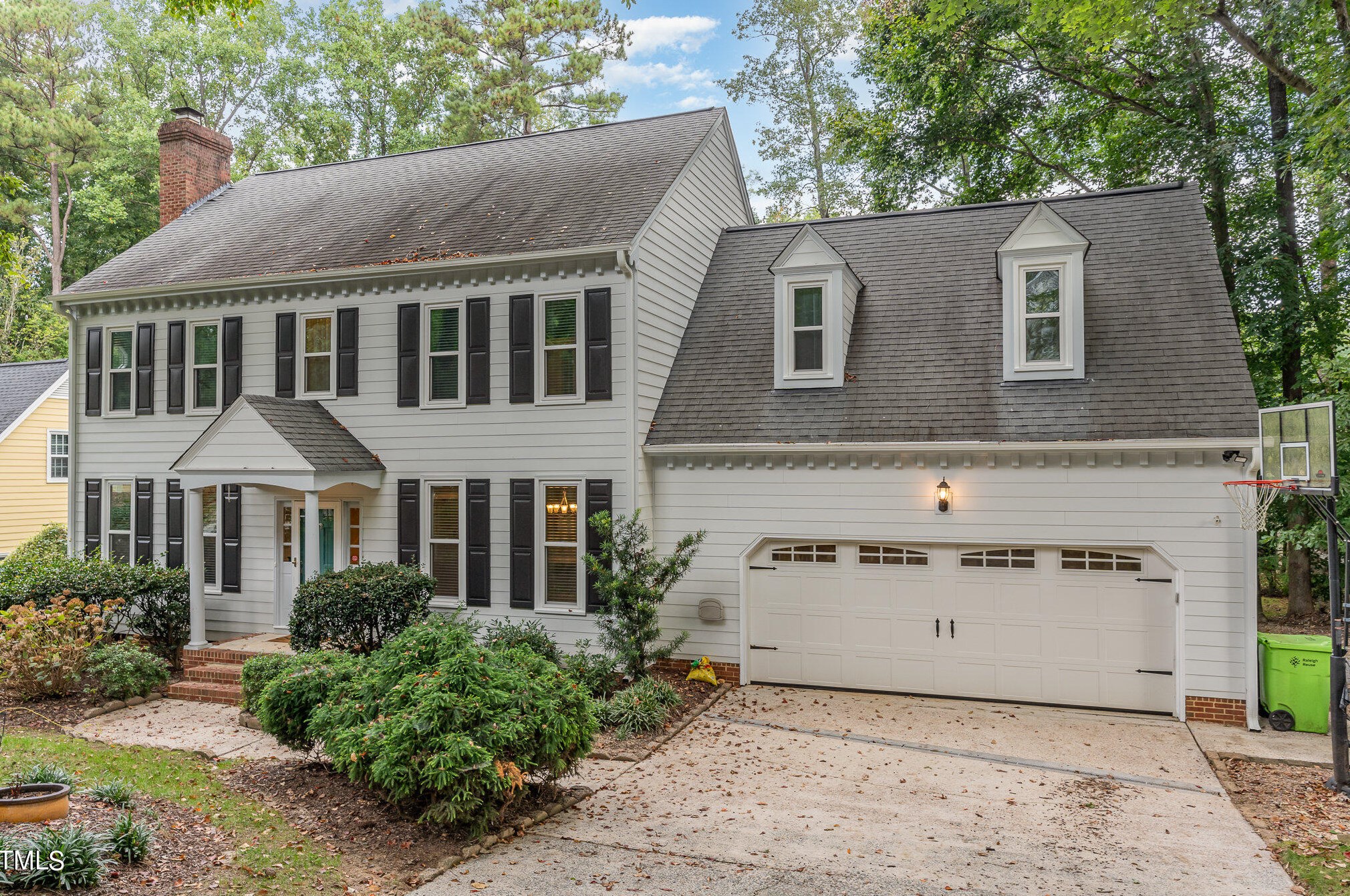 3008 Dunkirk Dr, Raleigh, NC 27613-4384