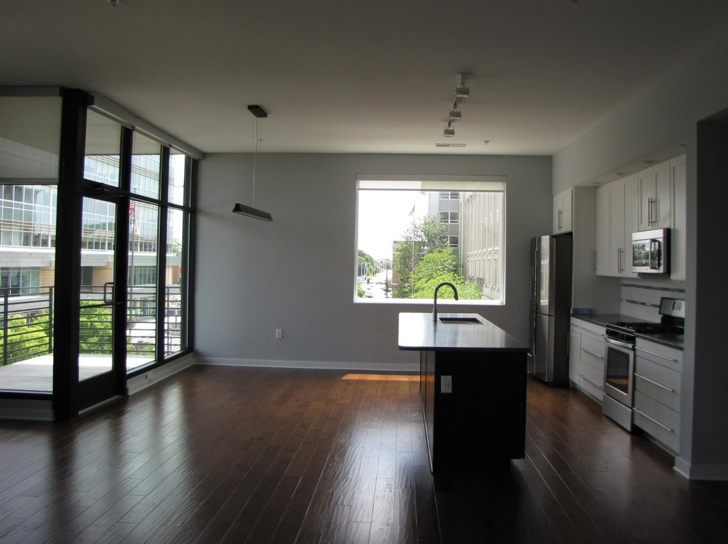 130 E Main St #302, Durham, NC 27701