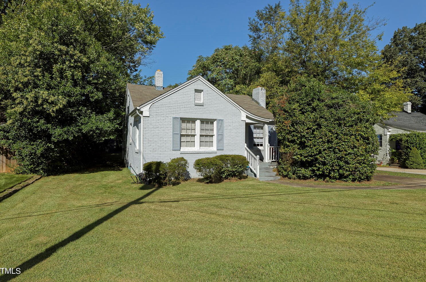 1807 Ridley St, Raleigh, NC 27608-2725