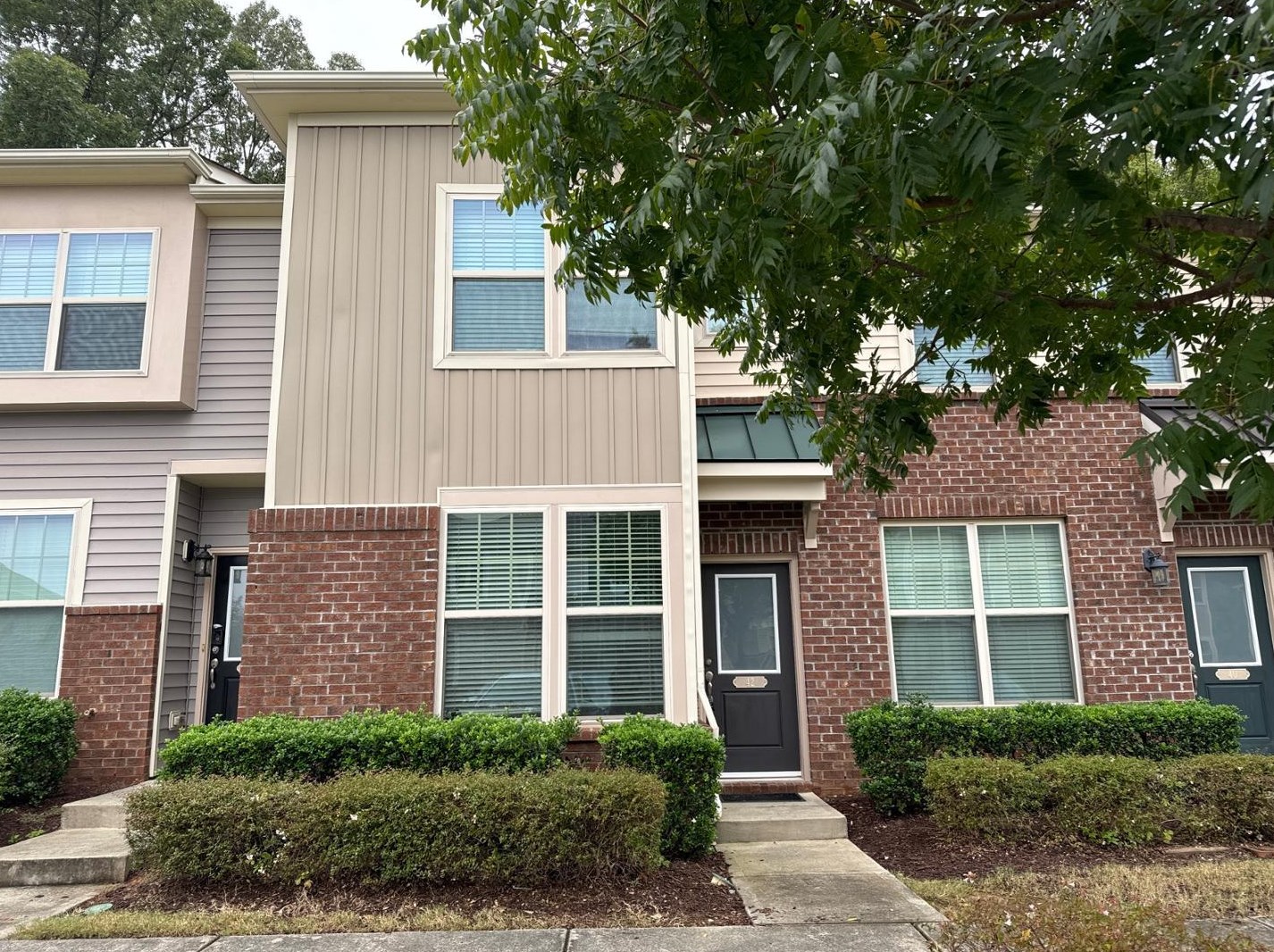 42 Pocono Dr, Durham, NC 27705-2869