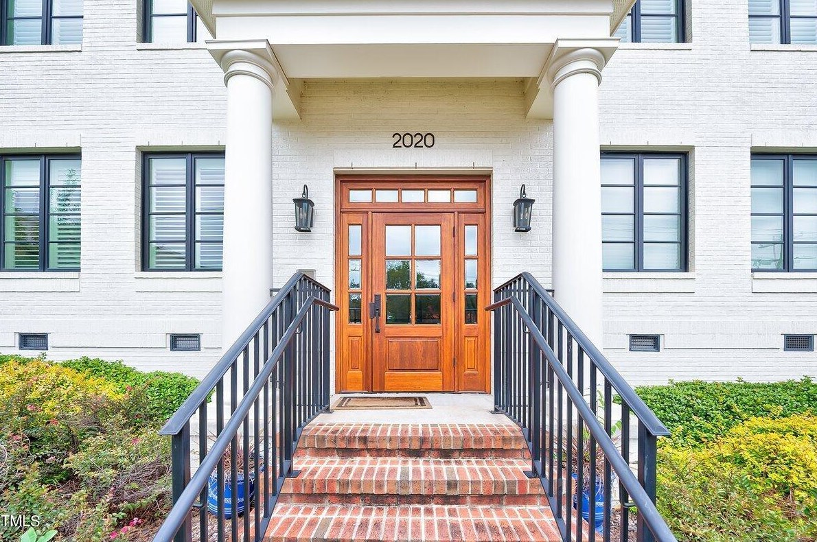 2020 Smallwood Dr #d, Raleigh, NC 27605