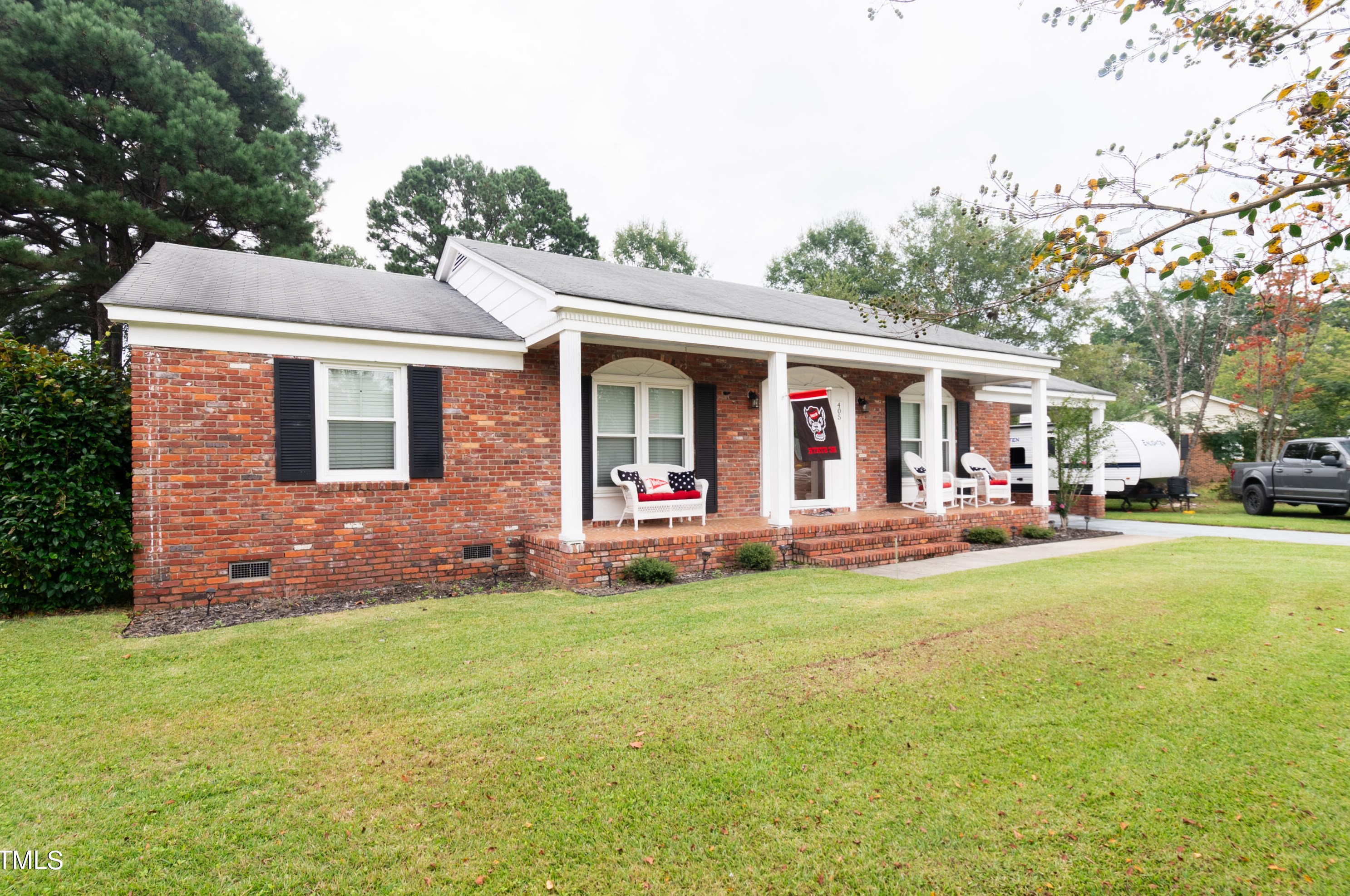 405 Marlowe Dr, Dunn, NC 28334