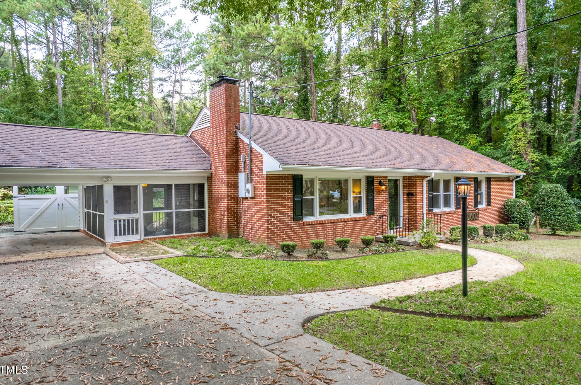 1605 Albany St, Durham, NC 27705-3131