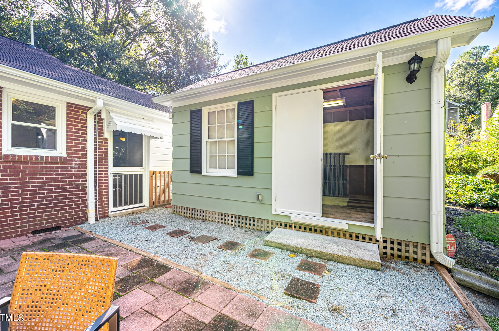 1605 Albany St, Durham NC 27705-3131 exterior