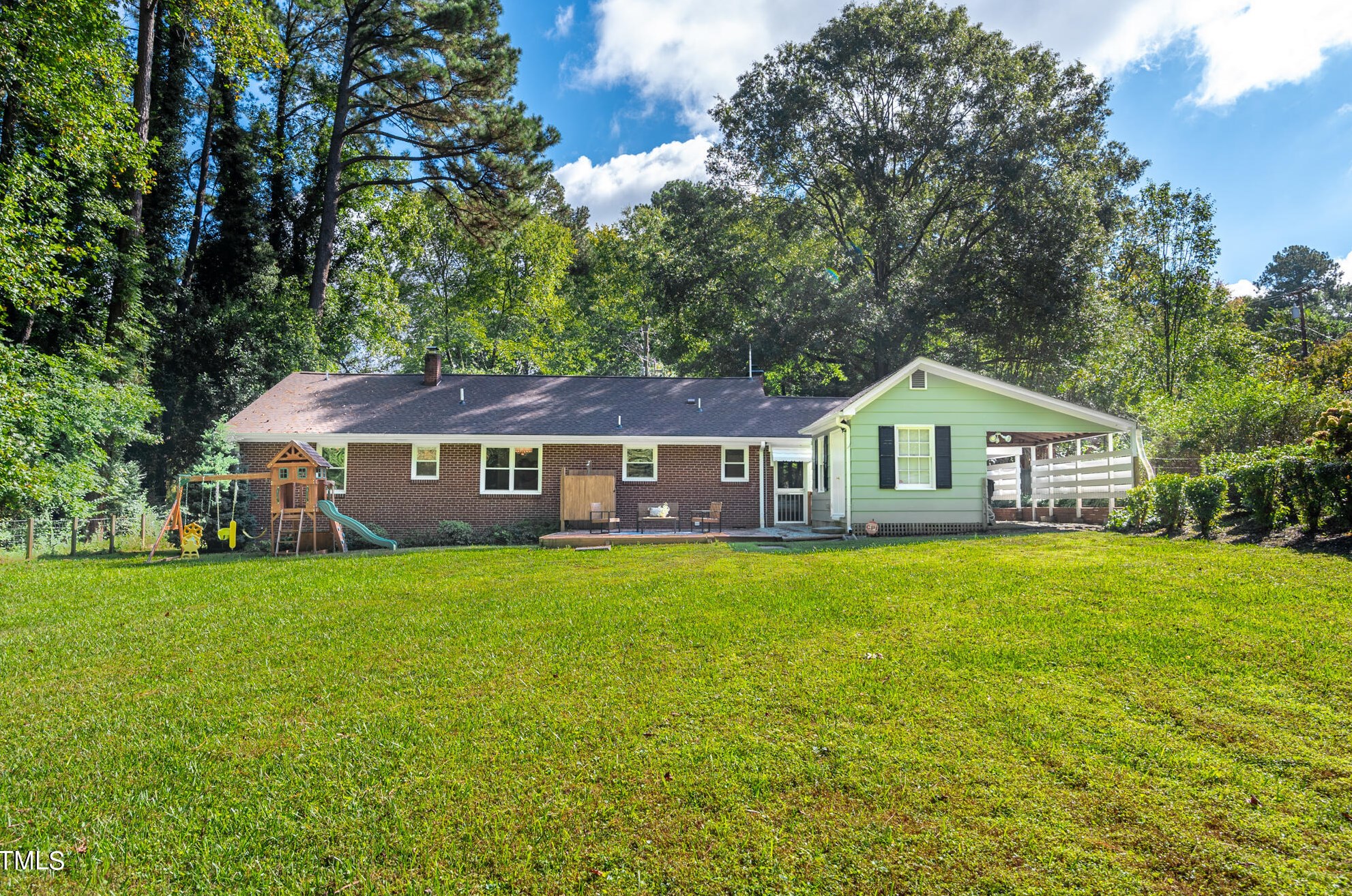 1605 Albany St, Durham NC 27705-3131 exterior