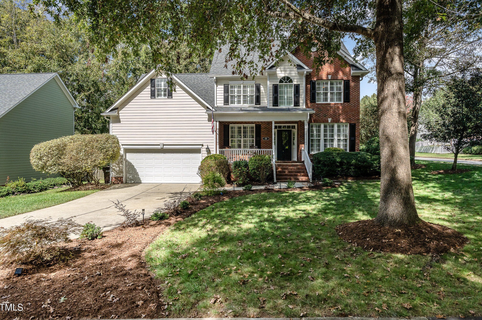 100 Dairy Ct, Chapel Hill, NC 27516
