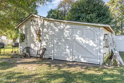 803 Holloman Street, Mount Olive, NC 28365 - Photo 20