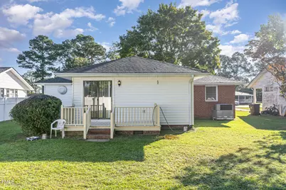 803 Holloman Street, Mount Olive, NC 28365 - Photo 18