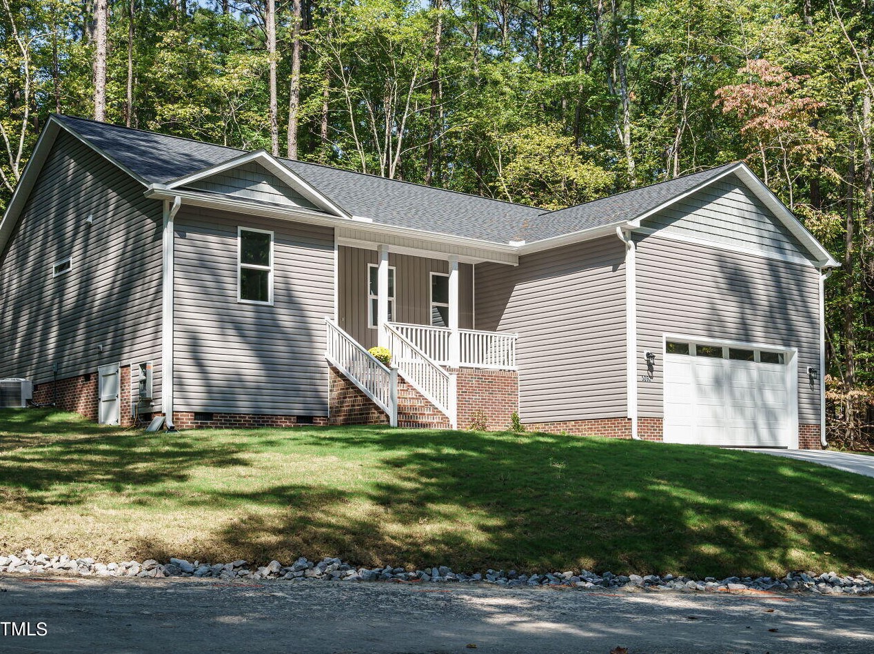 5092 Quail Hollow Rd, Sanford, NC 27332