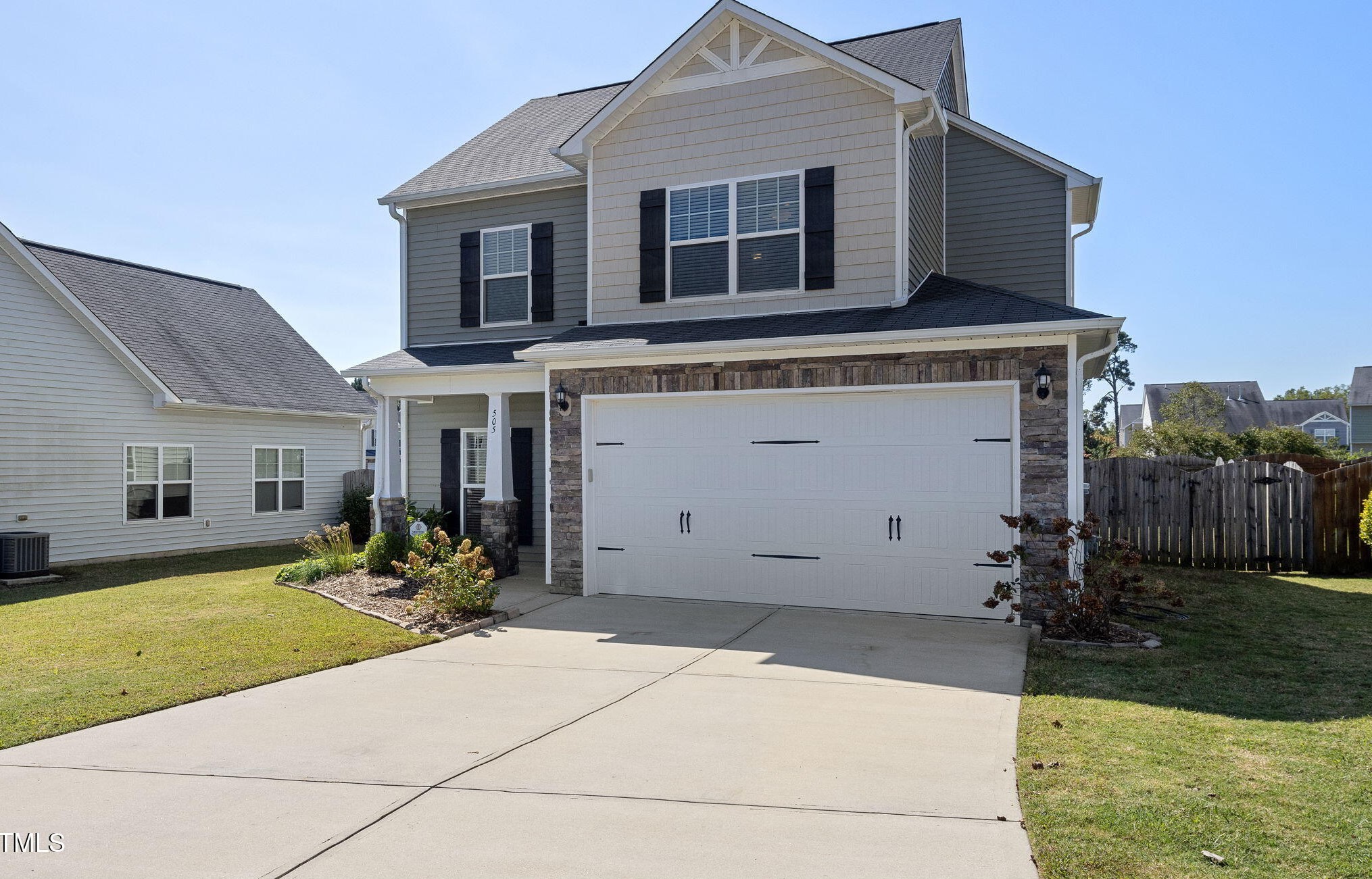 505 Gumview Cir, Fuquay Varina, NC 27526