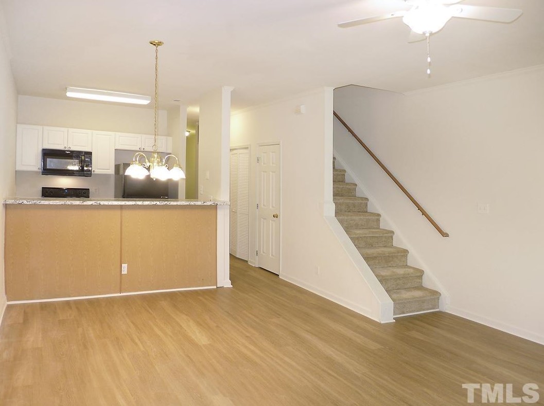 101 Rock Haven Rd #e504, Carrboro, NC 27510