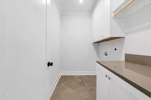 811 Maple Berry Ln, Raleigh, NC 27607 - Photo 30