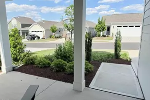 137 Swain St, Clayton, NC 27527 - Photo 2