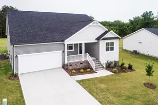 490 Barbour Farm Ln, Four Oaks, NC 27524 - Photo 2