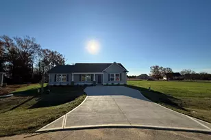 198 Pate Lndg Dr, Selma, NC 27576 - Photo 2