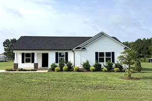 186 Pate Lndg Dr, Selma, NC 27576 - Photo 4