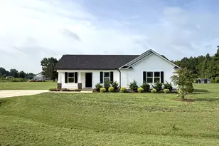 186 Pate Lndg Dr, Selma, NC 27576 - Photo 2