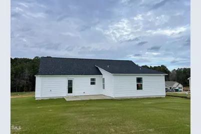 130 Tulipfield Way, Benson, NC 27504 - Photo 10
