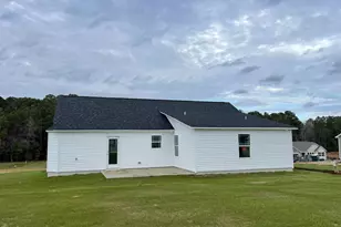 130 Tulipfield Wy, Benson, NC 27504 - Photo 10
