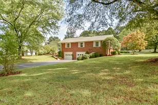 304 Homestead Rd Rd, Chapel Hill, NC 27516 - Photo 2