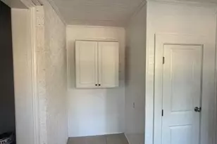 201 W Highland Ave, Kinston, NC 28501 - Photo 6