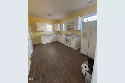 201 W Highland Avenue, Kinston, NC 28501 - Photo 8