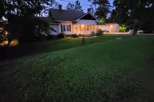 1521 Cross Link Rd, Raleigh, NC 27610 - Photo 8