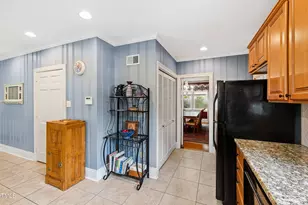 715 Powell Dr, Raleigh, NC 27606 - Photo 20