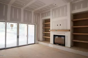 4112 Rockingham Dr, Raleigh, NC 27609 - Photo 10