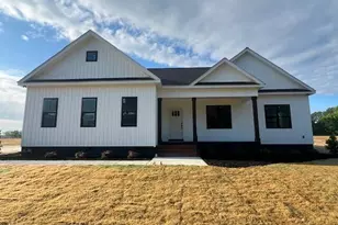 541 Delma Grimes Rd, Coats, NC 27521 - Photo 2