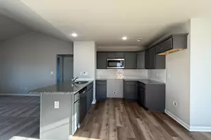 90 Faucette Dr, Selma, NC 27576 - Photo 8