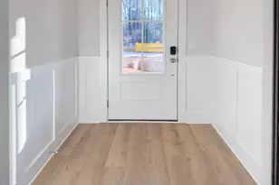 129 Charlotte Knl St, Zebulon, NC 27597 - Photo 4