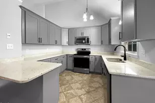 3321 Beech Bluff Ln, Raleigh, NC 27616 - Photo 2