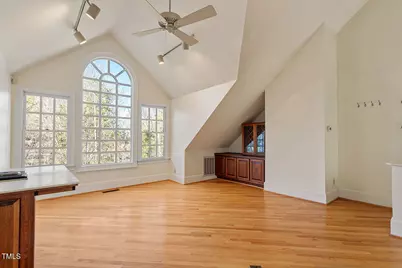 806 E Franklin Street, Chapel Hill, NC 27514 - Photo 44