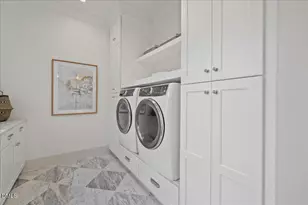 214 Reynolds Rd, Raleigh, NC 27609 - Photo 28