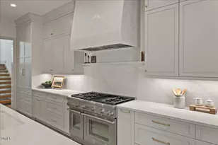 214 Reynolds Rd, Raleigh, NC 27609 - Photo 12