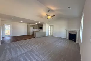 275 Magnolia Run Wy, Benson, NC 27504 - Photo 4