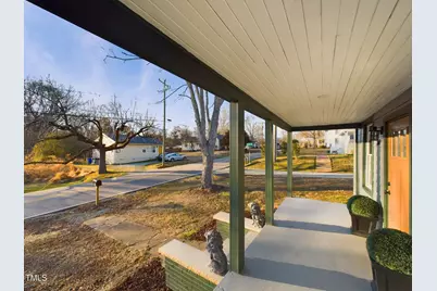 301 W Hill Avenue S, Hillsborough, NC 27278 - Photo 4