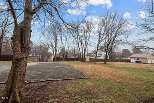 301 W Hl Ave S, Hillsborough, NC 27278 - Photo 34