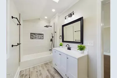 301 W Hill Avenue S, Hillsborough, NC 27278 - Photo 16