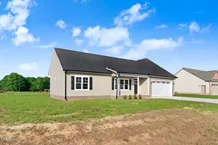 133 Ralph Dr, Pikeville, NC 27863 - Photo 2